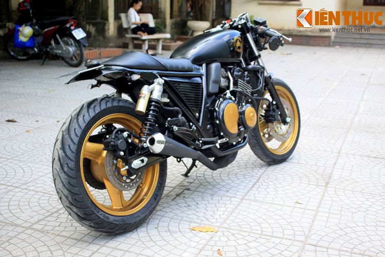 Tho Ha Noi len hinh cafe racer “free style” tu Honda CB 400-Hinh-11